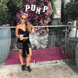 Meet your Posher, Nikki